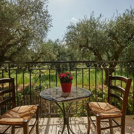 Pounente - 300m From The Beach, By Zantewize